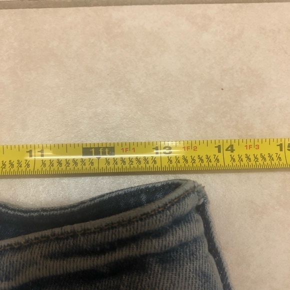 Empyre Easton distressed boyfriend jeans, size one. - Picture 15 of 16